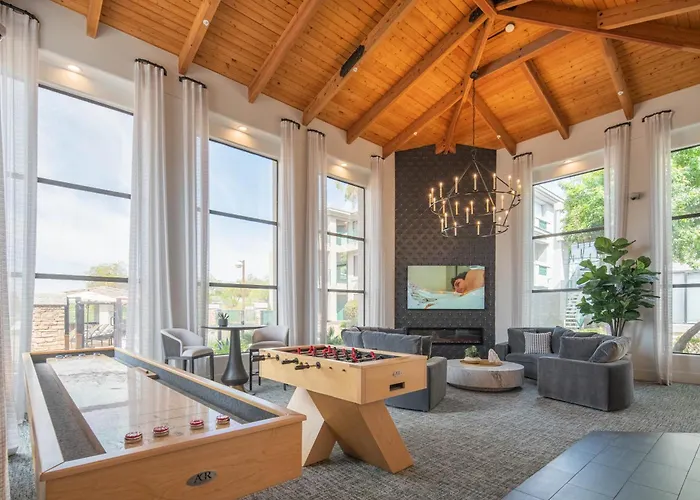 Remodeled 1Br Foodie Haven Near Westin Apartment